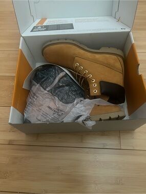 Timberland Men's Wheat Nubuck Lace-Up Work Boots